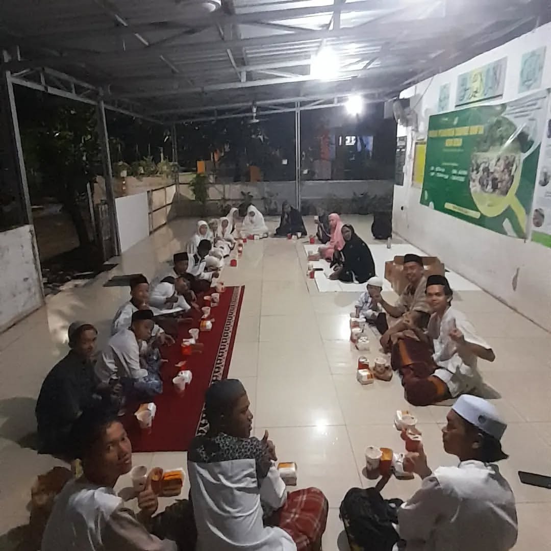 Qur'ani, Mandiri, Pemimpin-Tumbuh Bersama Aalam